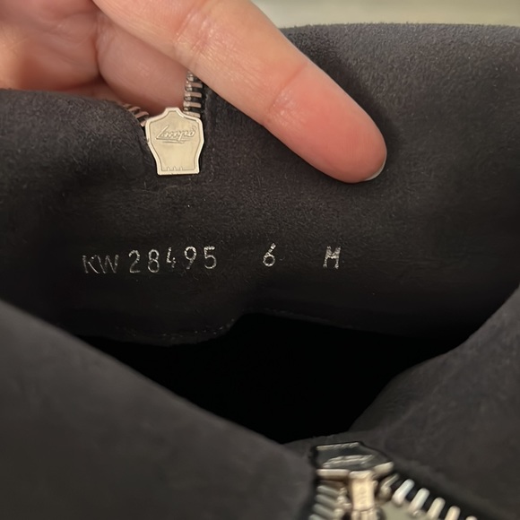 Perfect Stuart Weizman Suede Boots - Picture 10 of 10